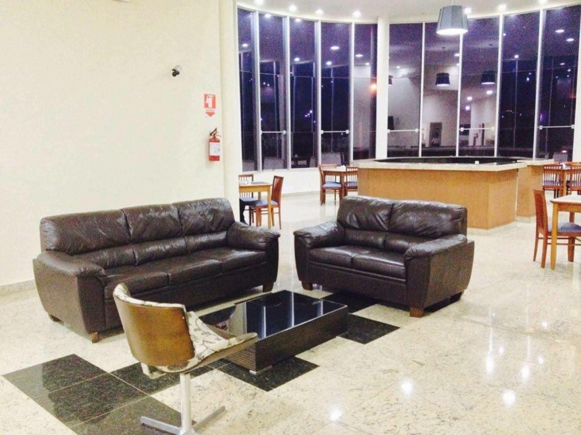 Habitat Hotel Pirassununga Extérieur photo