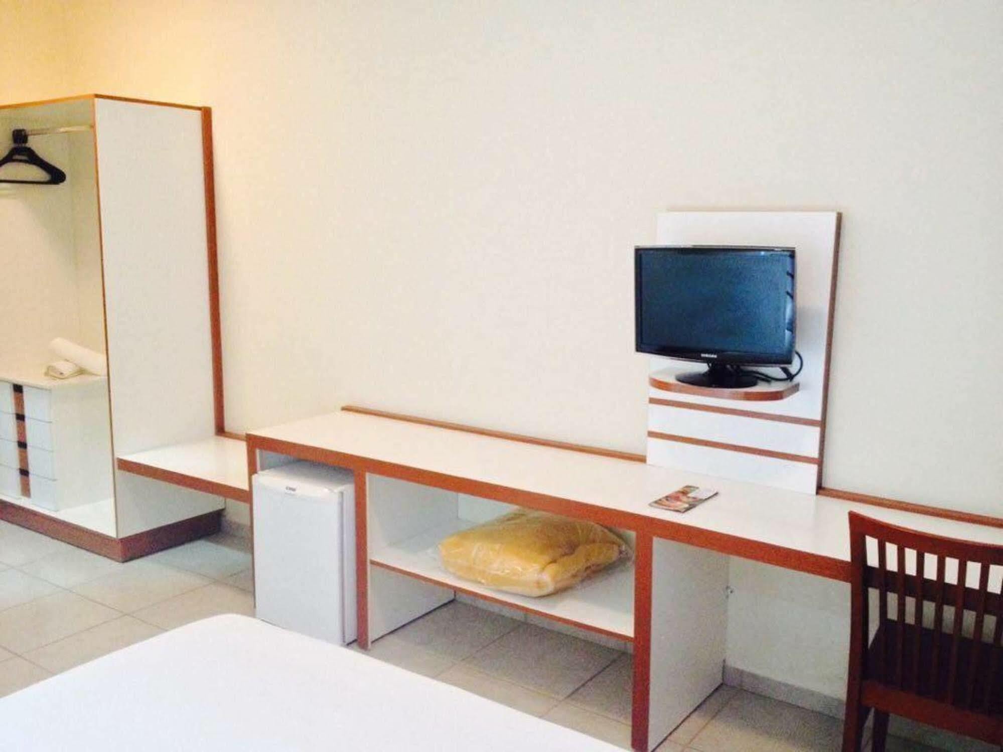 Habitat Hotel Pirassununga Extérieur photo